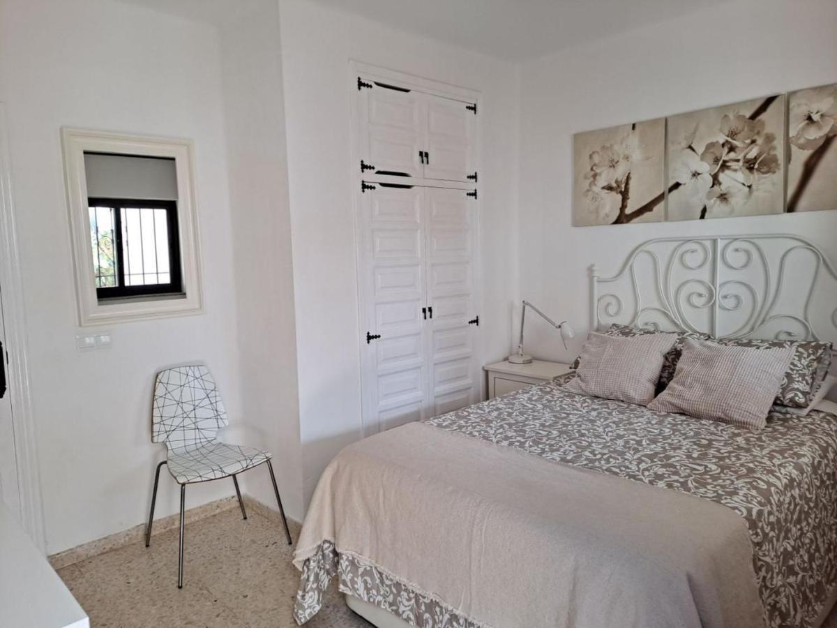 Capistrano Pueblo 106A Menyber Διαμέρισμα Nerja Εξωτερικό φωτογραφία